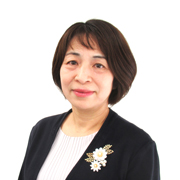 吉田　真弓